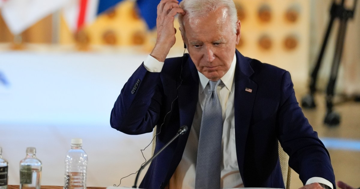 AP24165580431215-1718718049